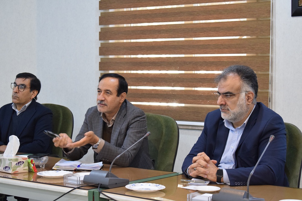 نشست مشترک گروه آبیاری موسسه و دکتر نیازی با حضور ریاست موسسه