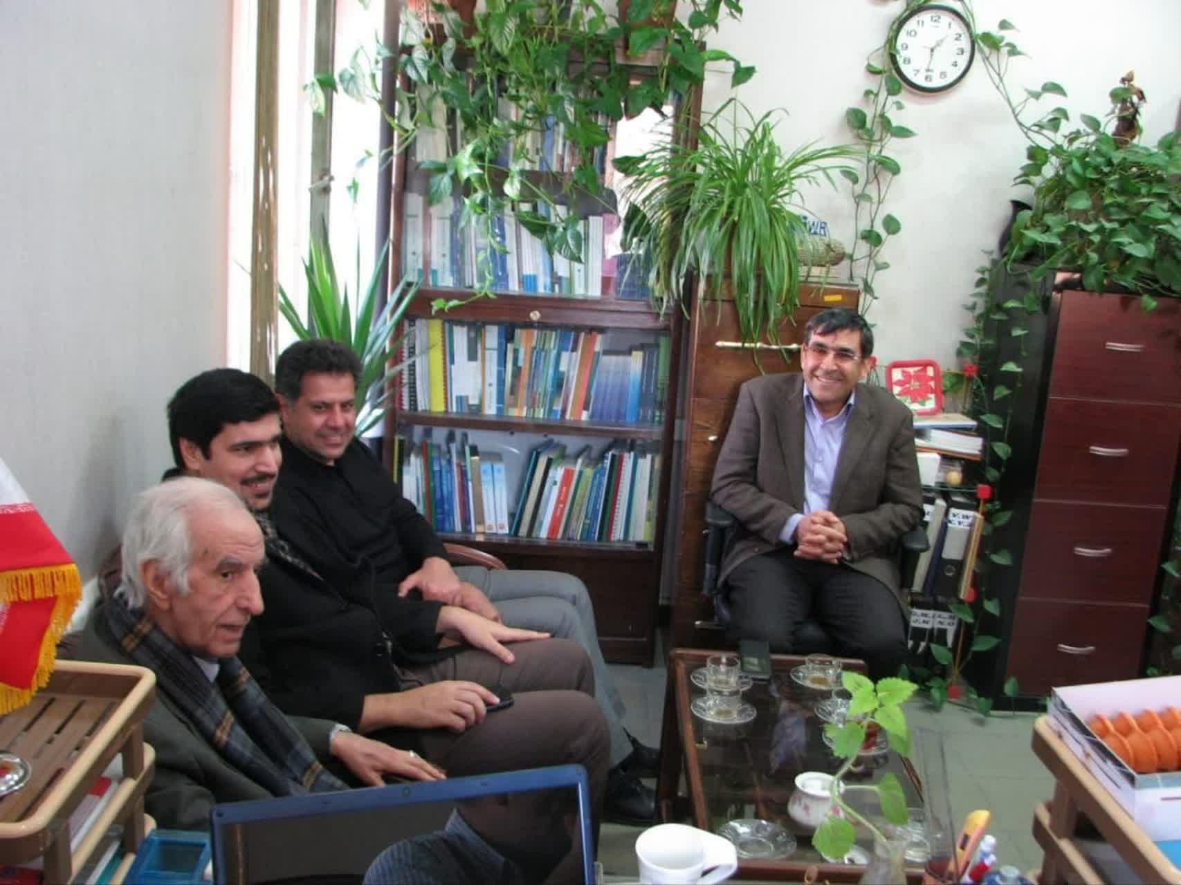 «در ستایش مردی که آینده‌ی کشاورزی ایران را ترسیم کرد»